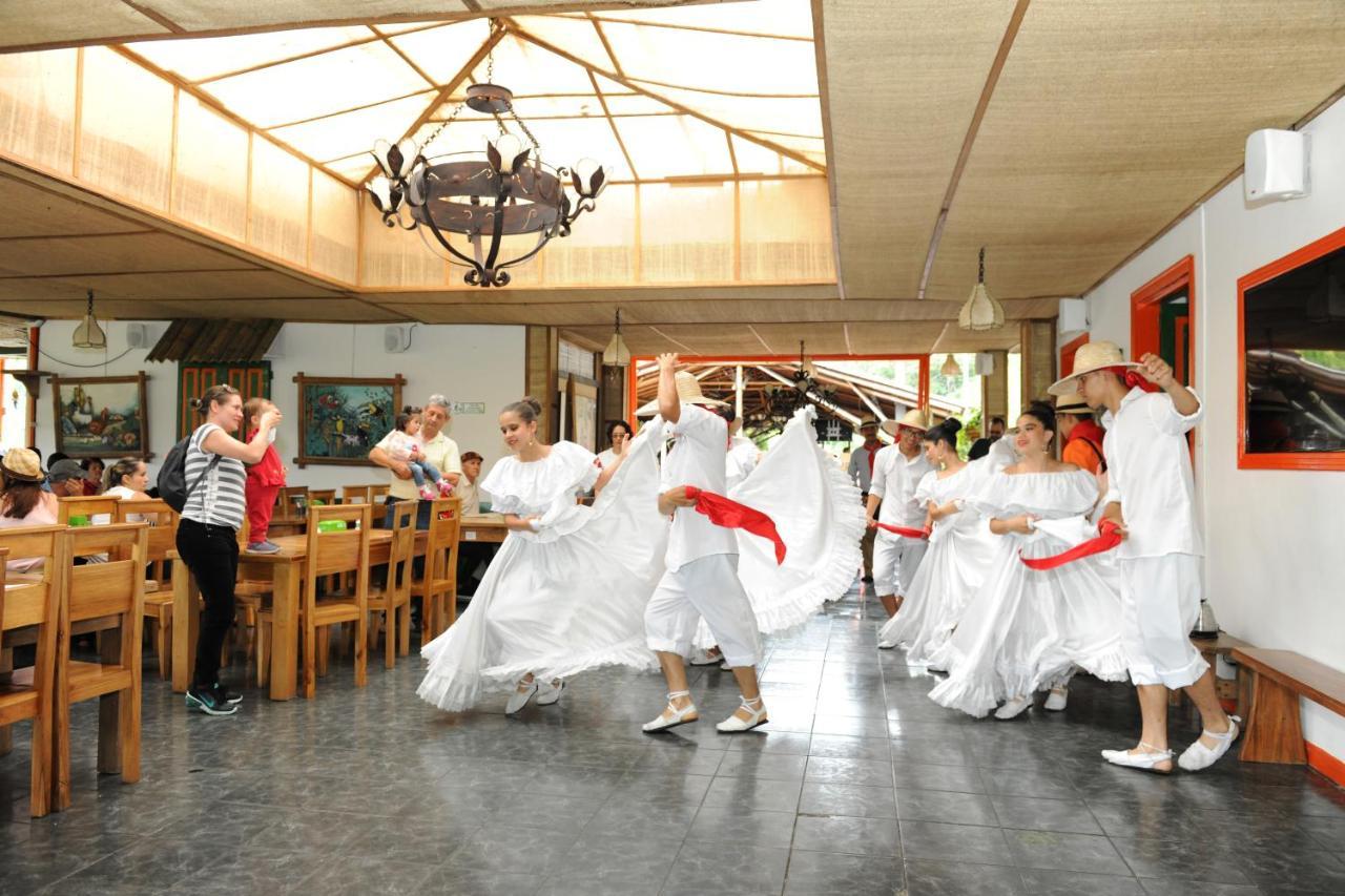 マニサレスHacienda Charrascal Coffe Farmアパートメント エクステリア 写真
